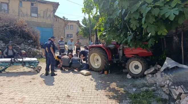 Traktörden düşen sürücü hayatını kaybetti