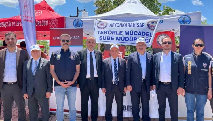 Üniversite gençliğine terör tuzaklarına karşı “El Ele” uyarısı