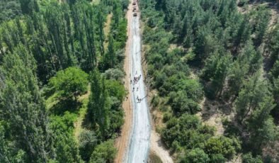 Uşak Belediyesi üst yapı çalışmalarına aralıksız devam ediyor