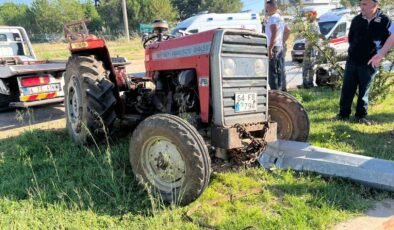 Uşak’ta meydana gelen trafik kazasında 4 kişi yaralandı