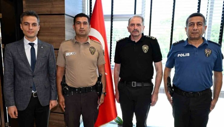 Uşak’ta örnek davranış sergileyen çarşı ve mahalle bekçisine teşekkür belgesi