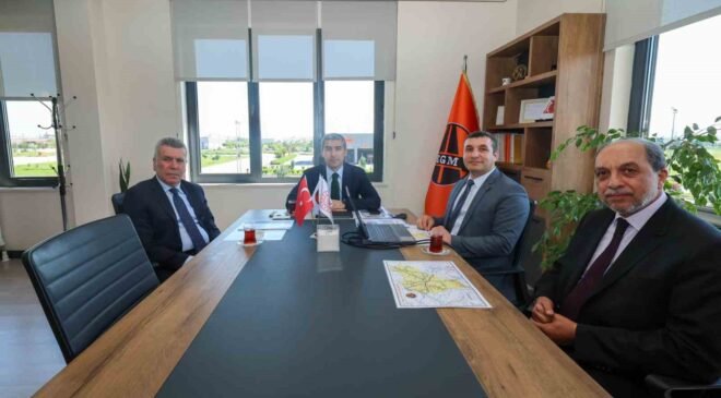 Vali Aktaş, karayolları yatırımlarıyla ilgili bilgilendirildi