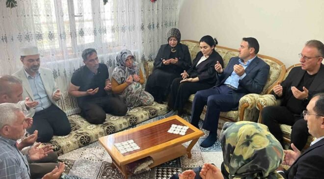 Vali Işın’dan Muhammet Çakıcı’nın ailesine taziye ziyareti