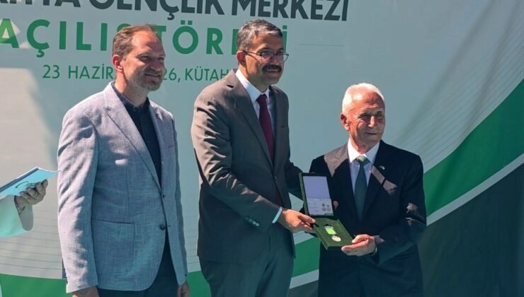 Yeşilay Onursal Başkanı Nuri Çetin: “Gençliğe yapılan yatırım geleceğe yapılan yatırımdır”
