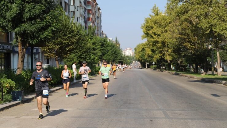 Eskişehir Yarı Maratonu’nda Gelenek Bozulmadı: Ana Sponsor Yine ETİ Lifalif