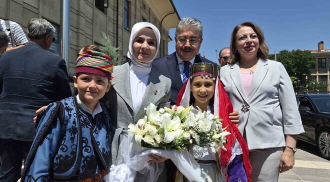 Aile ve Sosyal Hizmetler Bakanı Göktaş’tan Eskişehir Valiliği’ne ziyaret