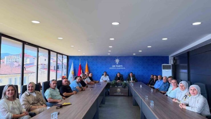 AK Parti sivil toplum kuruluşlarıyla bir araya geldi