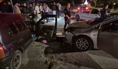 Alkollü sürücü, fark etmediği beton refüjü aşıp kaza yaptı: “Ben orayı düz sandım”