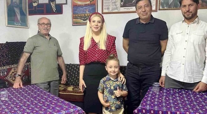 Altıntaş Kaymakamı Yıldırım, Zafertepe Çalköy’deki aşure programına katıldı