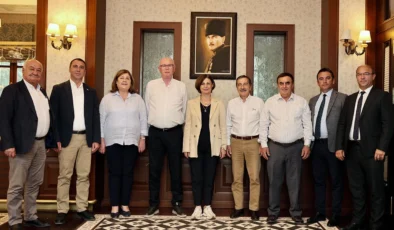 Ayşe Ünlüce’den YENİ Parti ve CHP açıklaması: Belediye başkanları olarak ortak tutumla hareket edeceğiz