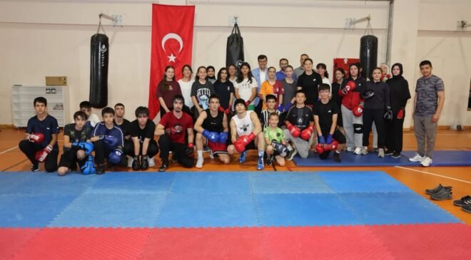 Başkan Kahveci: “Gençlerimizin sportif gelişiminin yanındayız”