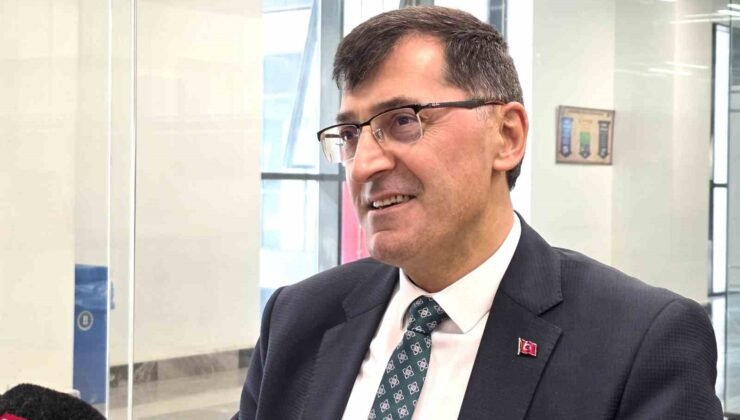 Başkan Kahveci, siyasi hayatına Yeni Parti’de devam edeceğini açıkladı