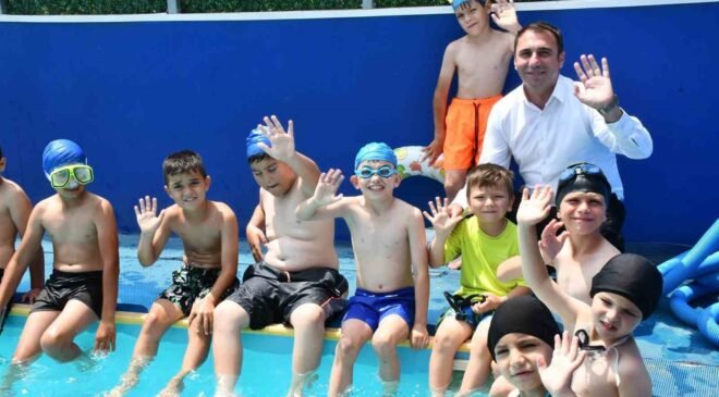 Beylikova Belediyesi yaz dönemi ücretsiz yüzme kurslarını başlattı