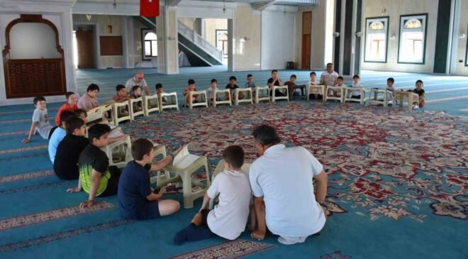 Bilecik’te camiler yaz Kur’an kurslarıyla şenlendi