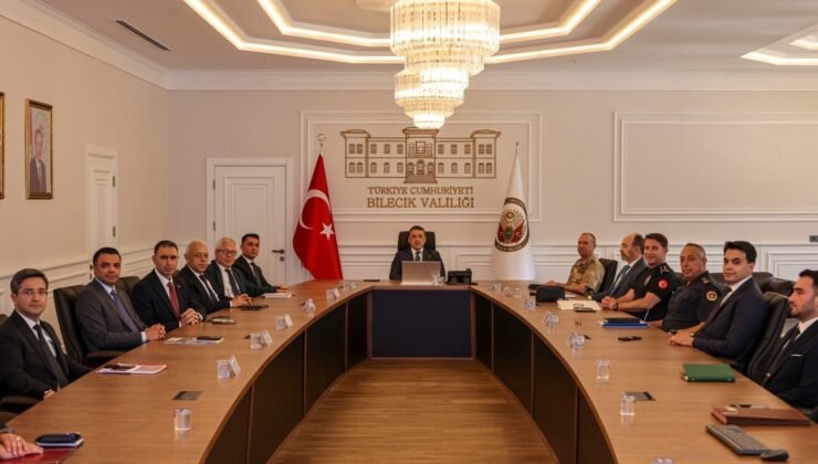 Bilecik’te terörden trafiğe güvenlik gündemi değerlendirildi