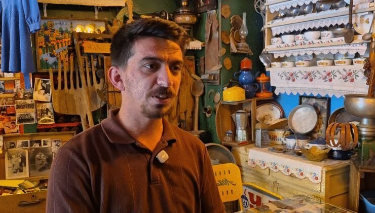 Binlerce antika ile süslenen müze görünümlü ilginç kafe