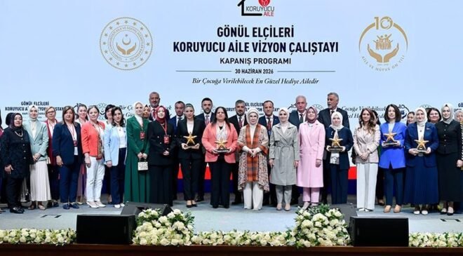 Doç. Dr. Şenay Yılmaz, ’Gönül Elçileri Koruyucu Aile Vizyon Çalıştayı’na katıldı