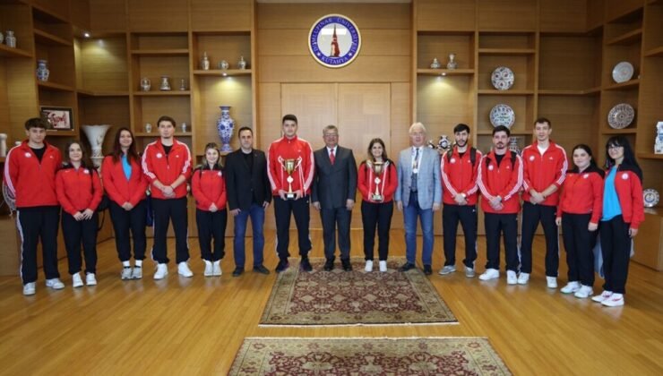 DPÜ Hentbol takımlarından Türkiye Şampiyonası’nda büyük başarı