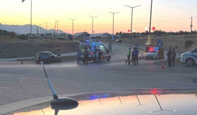 Emet’te trafik kazası: 4 kişi yaralandı, sürücü olay yerinden kaçtı
