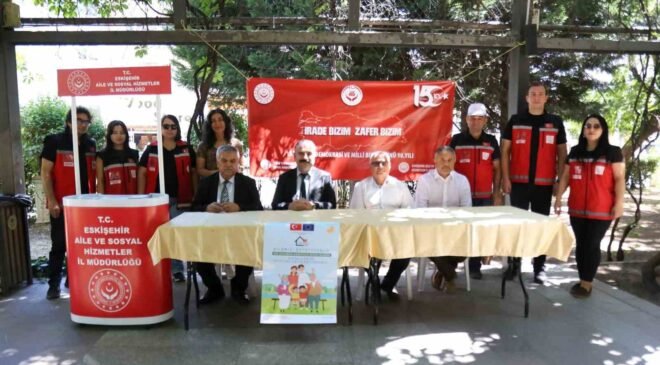 Eskişehir’de “15 Temmuz Resim ve Fotoğraf Sergisi” kapılarını açtı