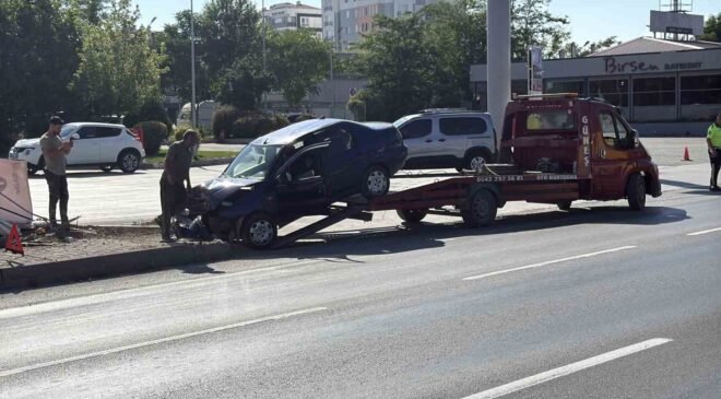 Eskişehir’de hatalı manevra kaza getirdi: 1 yaralı