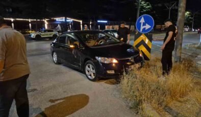 Eskişehir’de otomobil ile ticari taksi çarpıştı