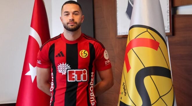 Eskişehirspor’da çifte transfer: Hem iç hem dış transferde imzalar atıldı