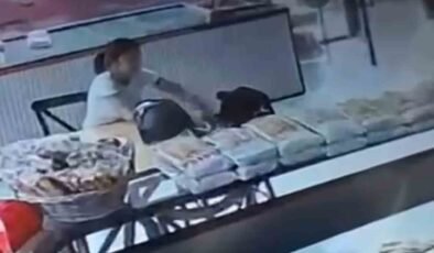 Fırında ’pes’ dedirten hırsızlık: Çayına şeker attı, şekerliği çantasına sakladı