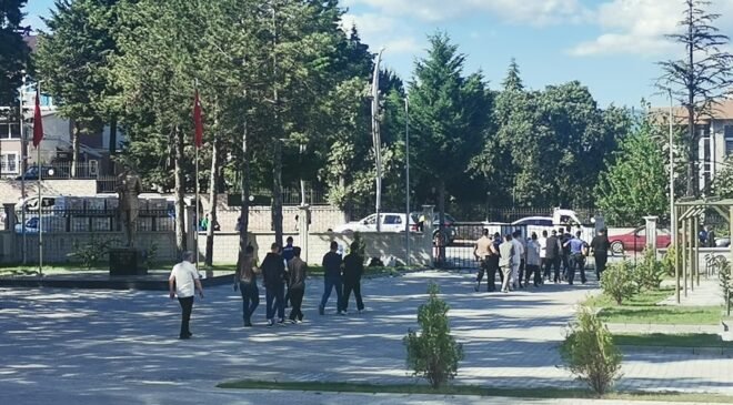 Gediz’deki çocuk istismarı soruşturmasında serbest bırakılan 1 şüpheli daha tutuklandı