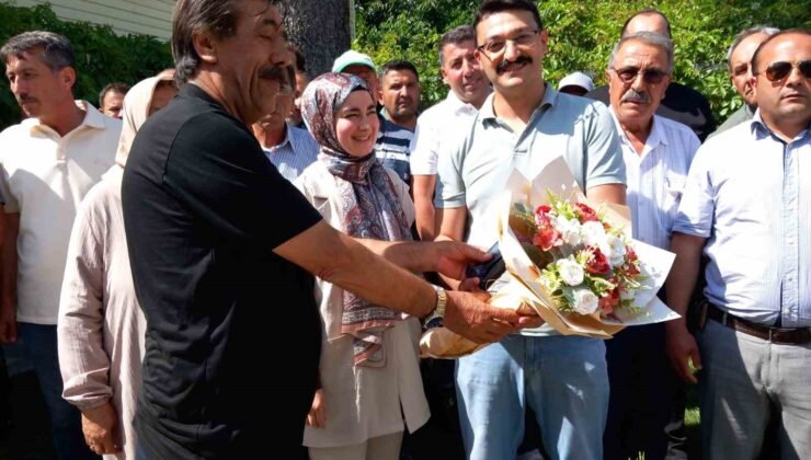 Gönüllere dokunan Emirdağ Kaymakamı konvoyla uğurlandı