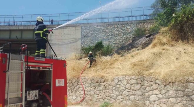 Hamsu Köprüsü’nde çıkan yangın söndürüldü