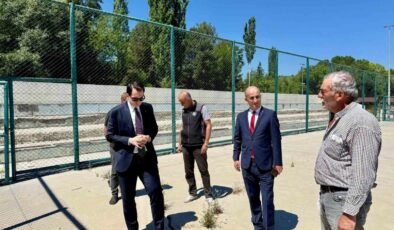 Hisarcık’ta okul spor alanları yenileniyor