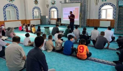 Hisarcık’ta Yaz Kur’an Kurslarında öğrenciler bilinçlendiriliyor