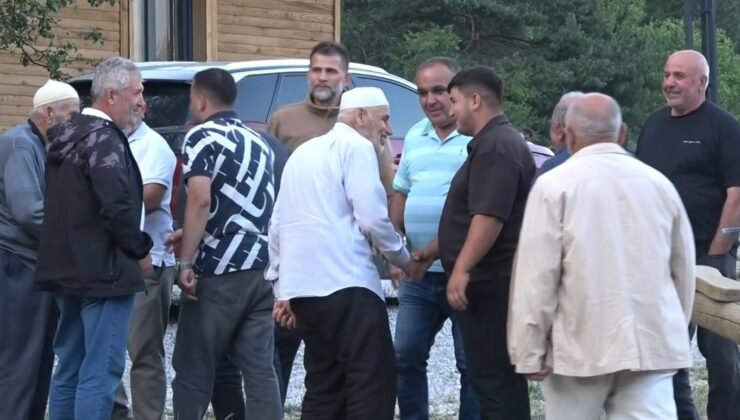 İnegöl’deki Erzurumlular Domaniç Kocayayla’da buluştu