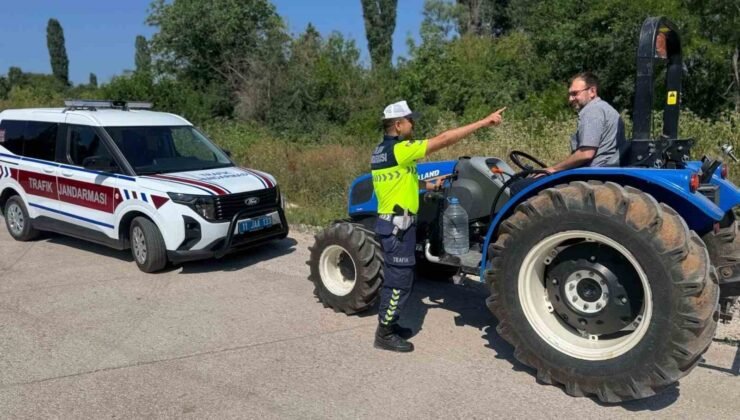 Jandarmadan çiftçilere trafik ve yangın uyarısı