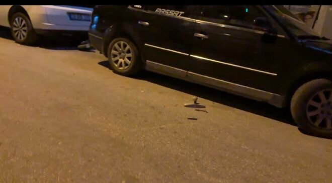 Kavga eden grup polisi görünce dağıldı, geriye kol saati ve kapı kolu kaldı