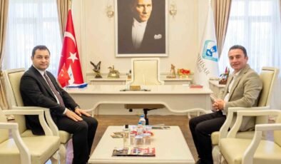 Kaymakam Temel’in ilk ziyareti Başkan Dökmeci’ye