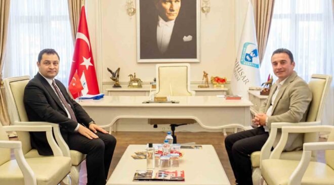 Kaymakam Temel’in ilk ziyareti Başkan Dökmeci’ye
