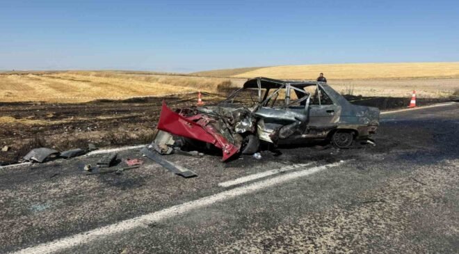 Kaza yapıp yanan aracın sürücüsü hayatını kaybetti