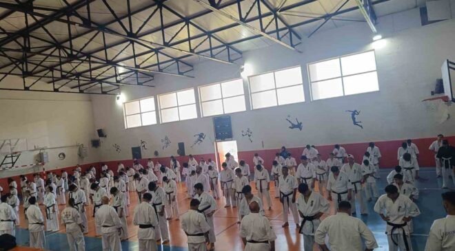 Kütahya Pazarlar’da 200 sporcu Kyokushin-Kan Türkiye Yaz Gelişim Kampı’nda buluştu