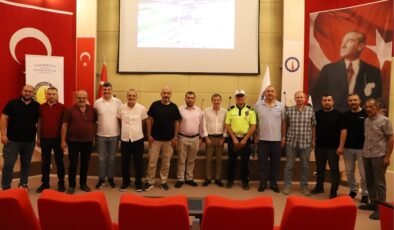 Kütahya’da makam şoförlerine trafik güvenliği eğitimi