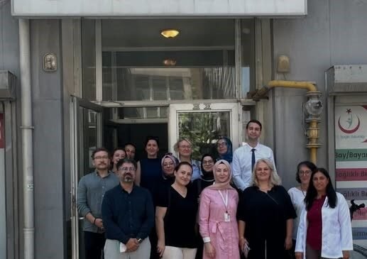 Kütahya’da Sağlıklı Hayat Merkezi’nin çalışmaları hekimlere tanıtıldı