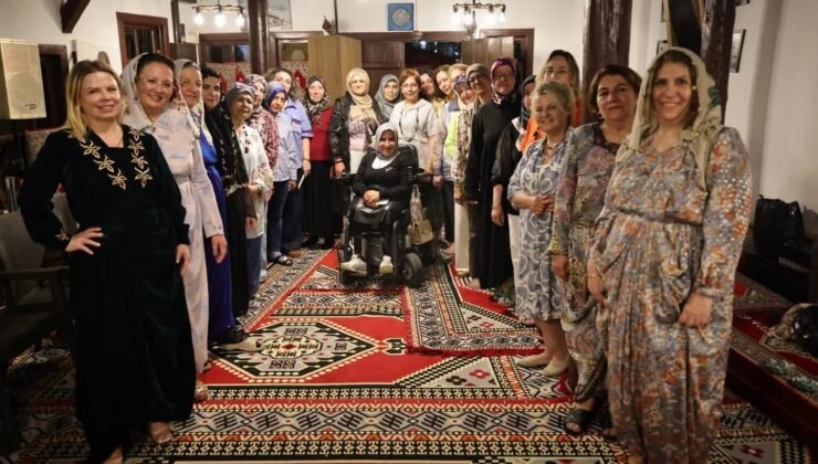 Kütahya’da şalvar ve örgü etkinliğiyle gelenekler yaşatıldı