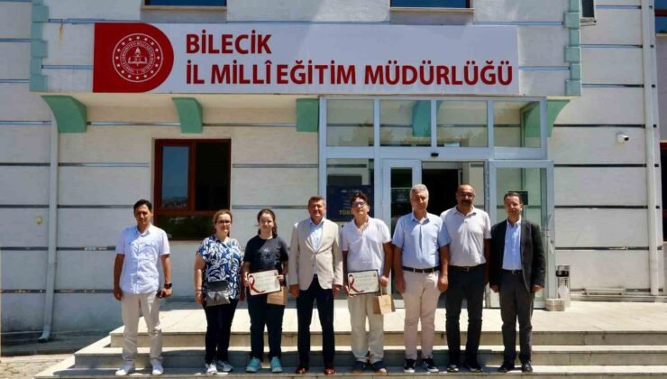 LGS’de dereceye giren öğrenciler ödüllendirildi