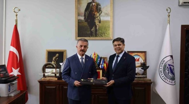 MHP Genel Sekreteri Büyükataman Söğüt’te temaslarda bulundu