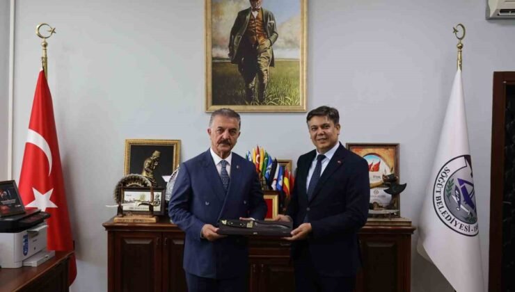 MHP Genel Sekreteri Büyükataman Söğüt’te temaslarda bulundu