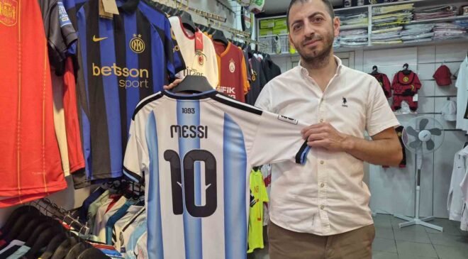 Milli maçların ardından forma satışlarında Messi hareketliliği