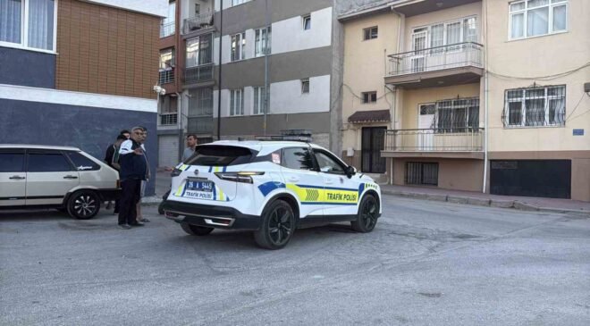 Motosikletin çaptığı bisikletli çocuk yaralandı: Kaza anı kamerada