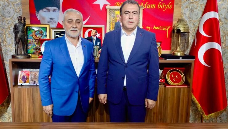 AK Partili Eski Meclis Üyesi Mustafa Birsen’den MHP İl Başkanı Ayhan Sezer’e Ziyaret