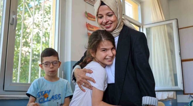 Özel ihtiyaçlı öğrenciler için açılan kurslar yerinde incelendi